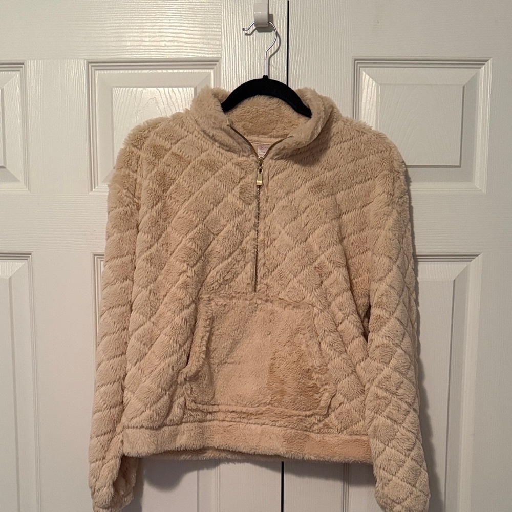 Cozy Beige Quilted Pullover